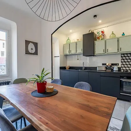 Port, Newly Renovated Cosy 55m2 Διαμέρισμα *